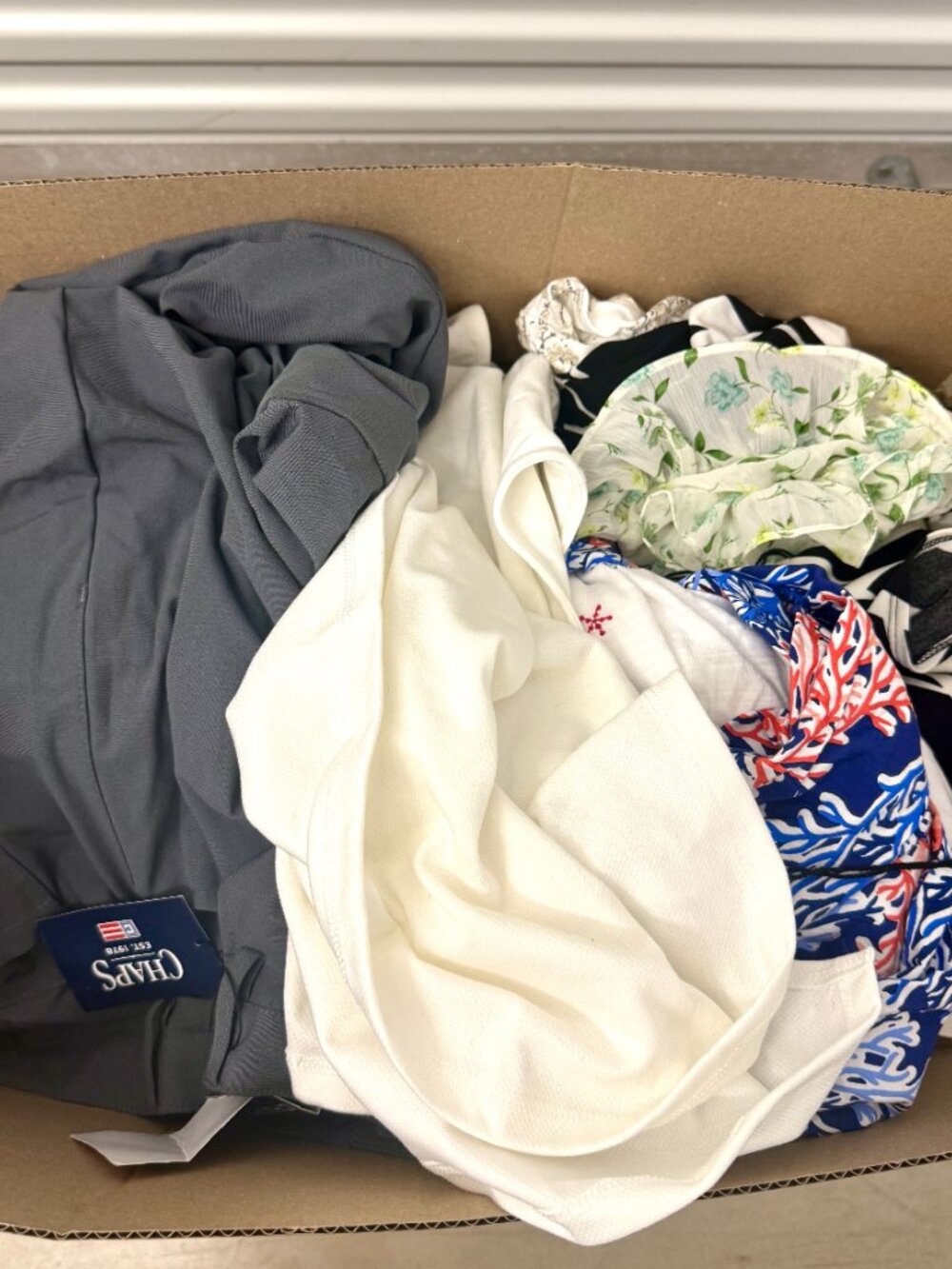 SOLD 120 Piece NEW Clothing Mystery Lot TJ Maxx Liquidation Men's Women's & Kids - Picture 4 of 5